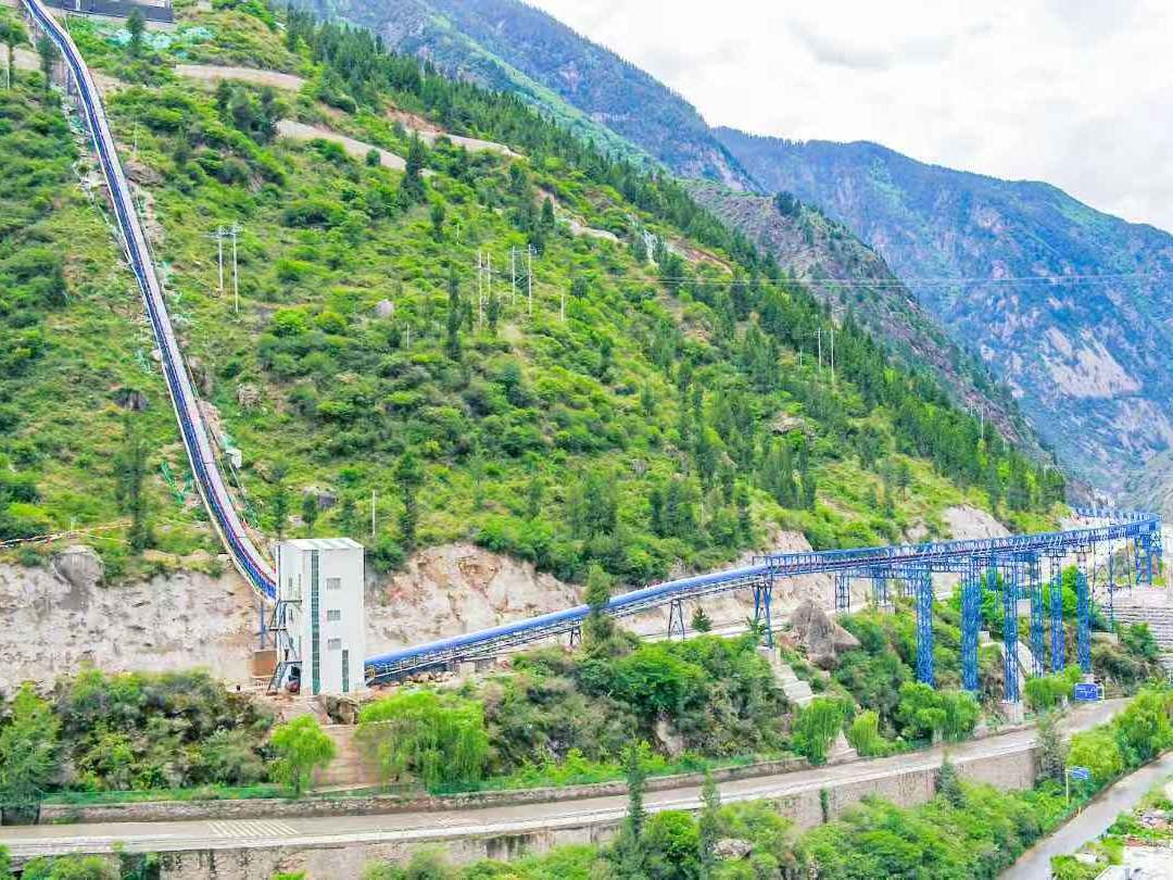Large Inclination Belt Conveyor